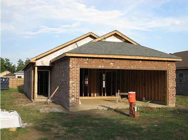 1st image of 103 Bottle Brush Ln