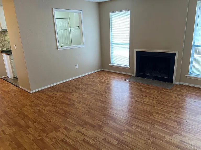 1200 N Cedar Ave #312 — Photo 18