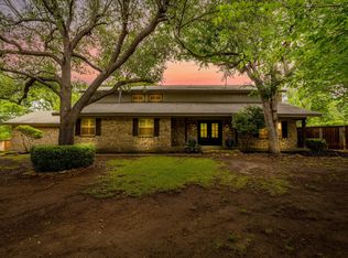 104 Wildwood Ct, Azle, TX 76020