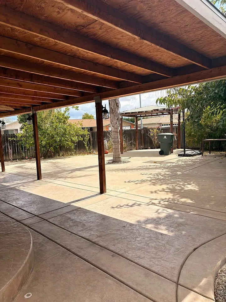 3 bed, 960 sqft, $2,850 — Photo 3