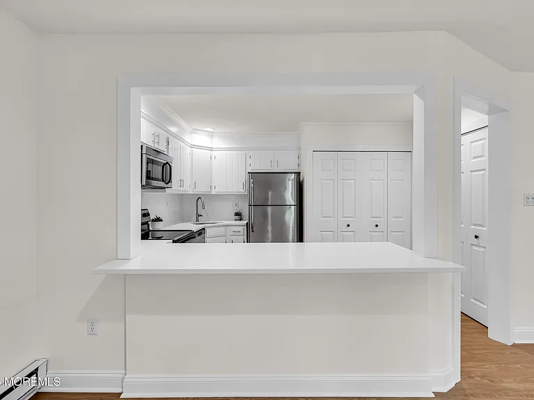 34 Lexington Ct — Photo 8