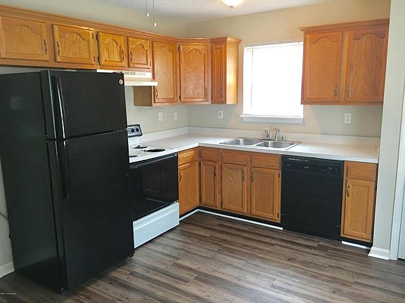 5th image of 10902 Youngtown Dr