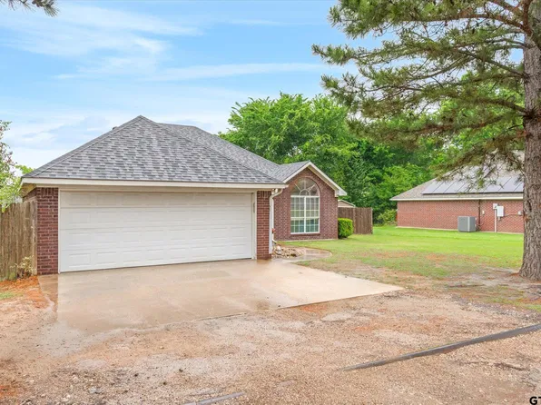 560 Washington St, Van, TX 75790