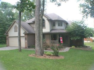 1040 Woodhaven Ct, Springfield, OH 45503