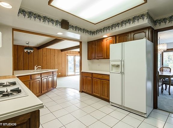 5th image of 1770 Carol Ct