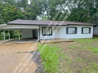 112 Clubview Dr, Jackson, MS 39209