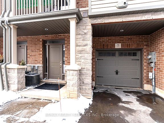 4th image of 7 Ridgeside Ln