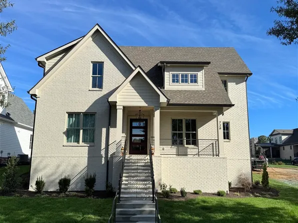 728 Village Way, Bowling Green, KY 42103