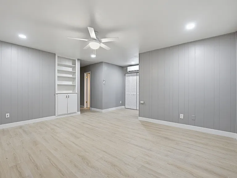 4021 Lamont St #2 — Photo 13