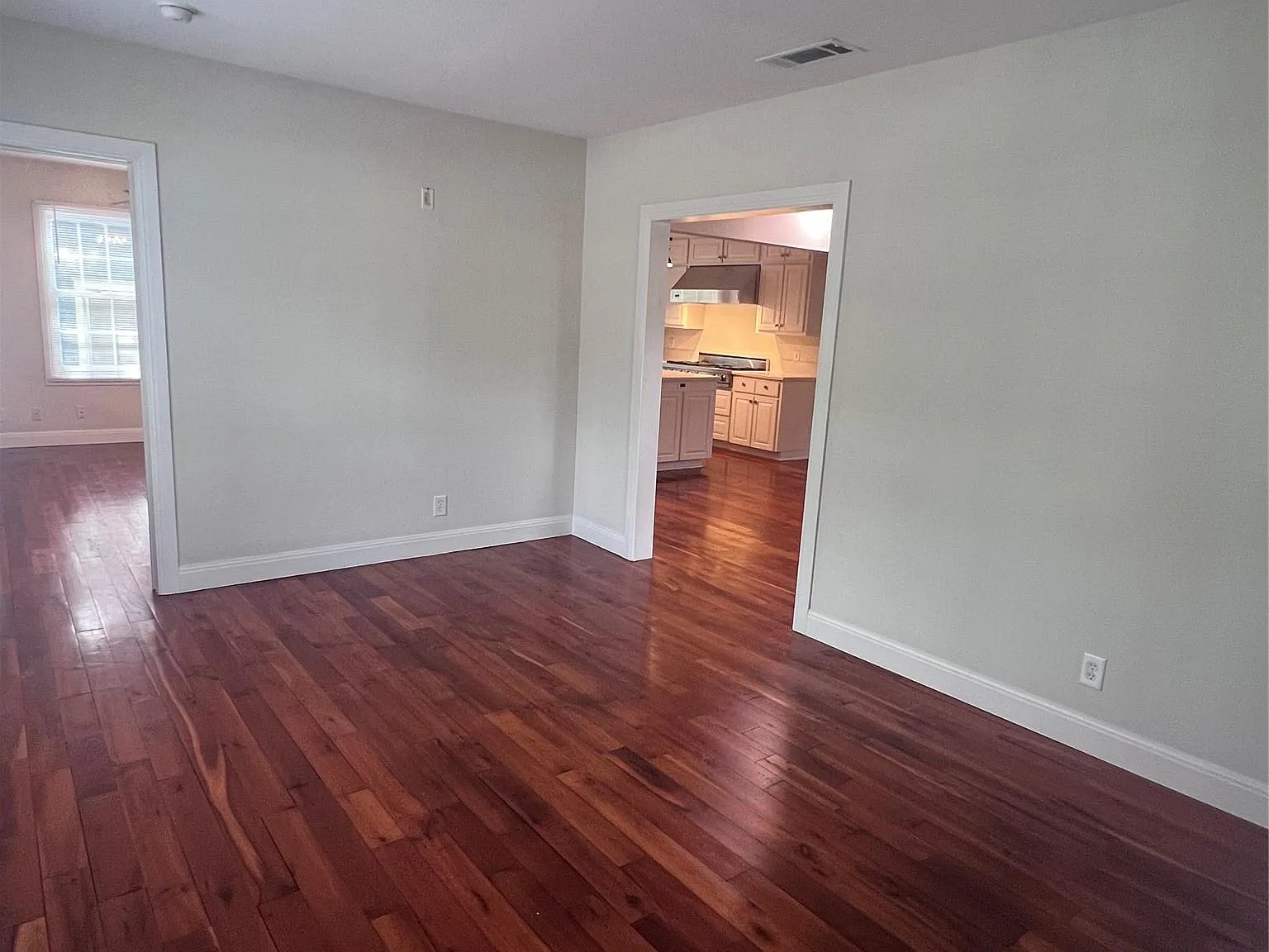 2 bed, 2.0 bath, 1664 sqft, $3,000 — Photo 4