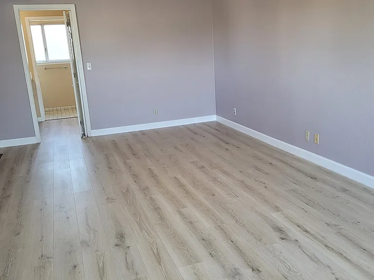 621 Bryan Ave — Photo 12