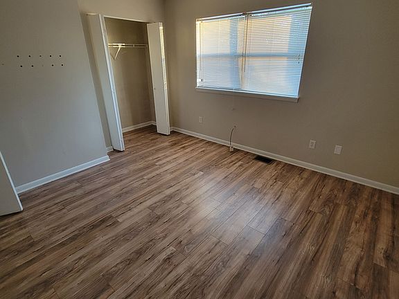 3rd image of 503 Landview St Unit B