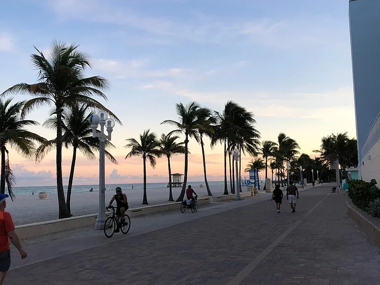 3800 S Ocean Dr #410 — Photo 37