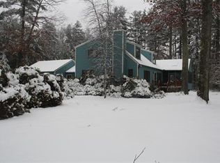 725 Polikoff Rd, Sheffield, MA 01257