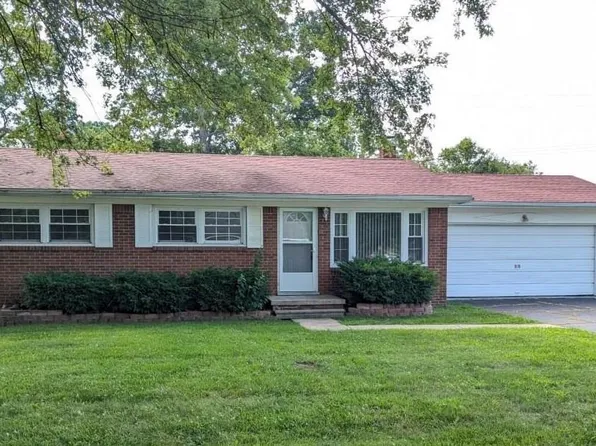 1542 Sunrise Blvd, Monroe, MI 48162
