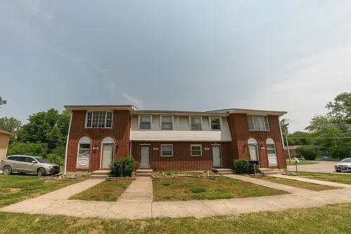 819 Broad St Photo 1