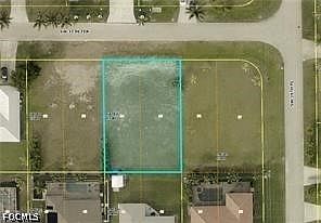 1st image of 1924 SW 37th Terrace Cpe