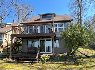 7371 Phelps Ave, Wolcott, NY 14590