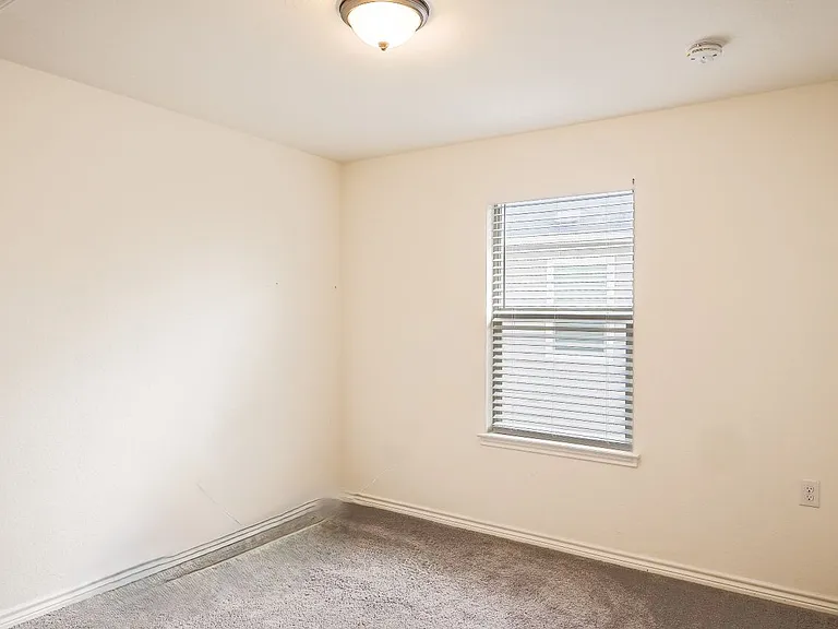 5527 Castle Brook Dr — Photo 11