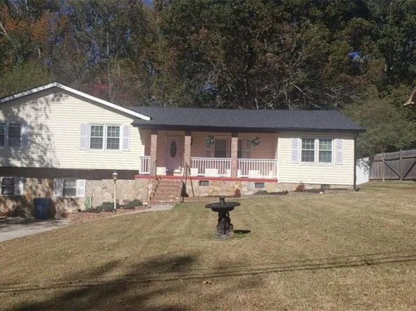 975 Ridgedale Dr, Lawrenceville, GA 30043