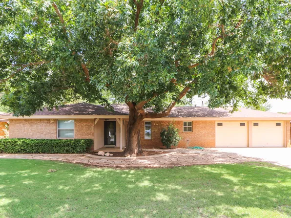 105 E 27th St, Littlefield, TX 79339
