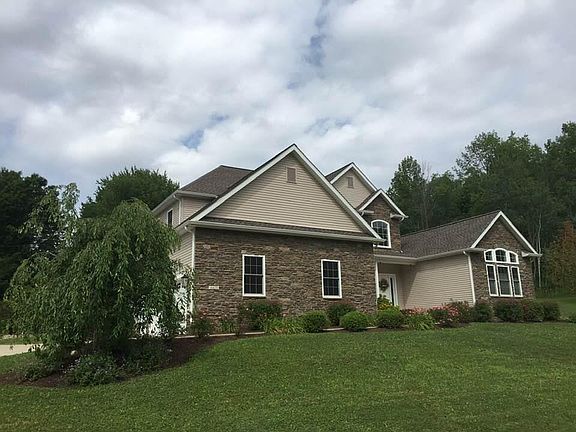 2nd image of 5425 Streamwood Dr