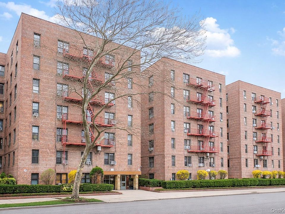 1st image of 2400 E 3rd Street #607