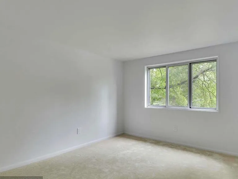10412 Rockville Pike — Photo 10
