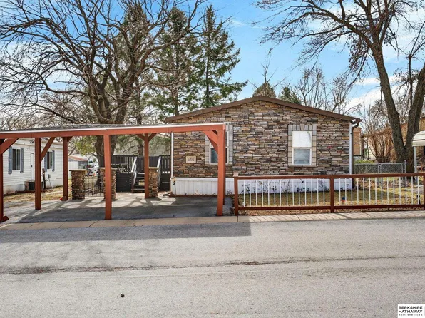 12811 Boyd Plz #6, Omaha, NE 68164