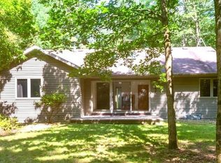 N2079 Majestic Pines Cir, Wautoma, WI 54982