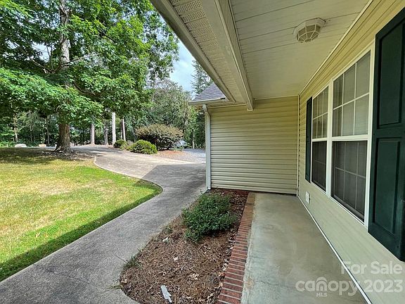 2nd image of 241 Woodrun Dr