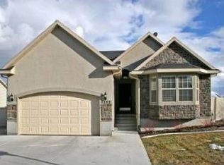 1392 S Avalon Dr, Springville, UT 84663