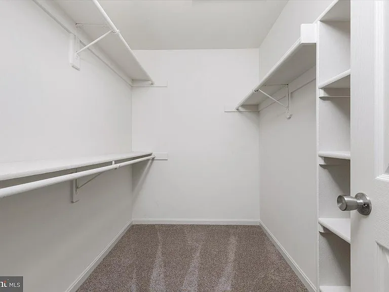 2536 Logan Wood Dr — Photo 11