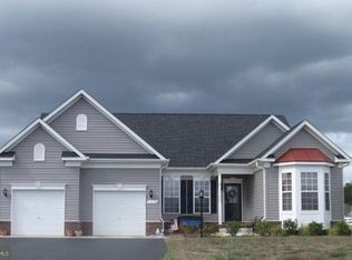 3280 Monroe Dr, Huntingtown, MD 20639