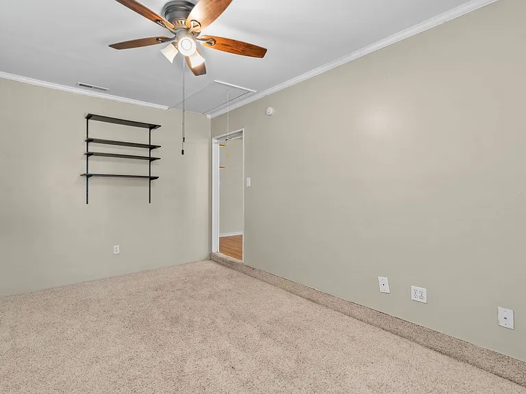 904 Scarlet Oak Ct N — Photo 18