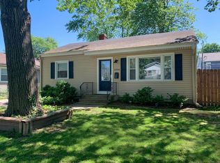 1336 N Eagle St, Naperville, IL 60563