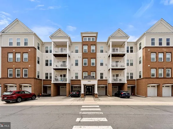 24661 Woolly Mammoth Ter Unit 403, Aldie, VA 20105