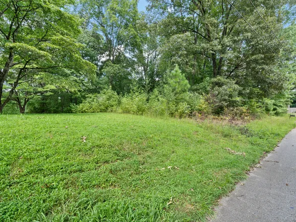 1 Patrick Dr, Dover, TN 37058