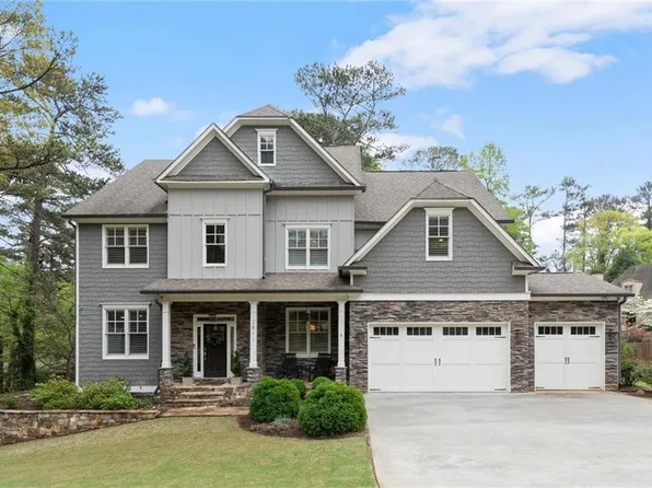 2811 Shady Valley Dr NE, Brookhaven, GA 30324