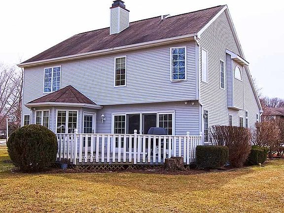 3rd image of 22411 Spicewood Dr