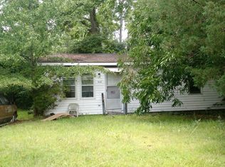 306 NW 3rd St, Bayboro, NC 28515