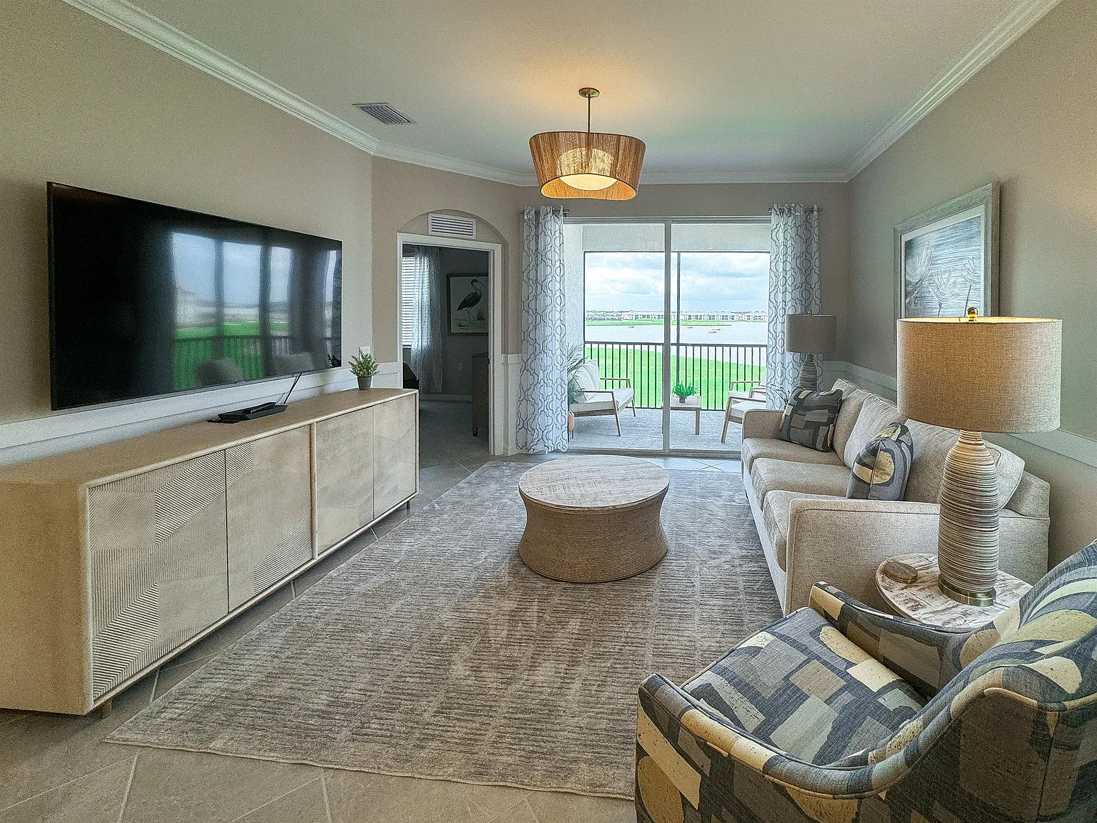 5651 Double Eagle Cir #4338 - The National - Miller — Photo 4