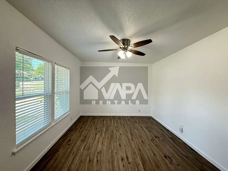 8827 Slumber Ln — Photo 6