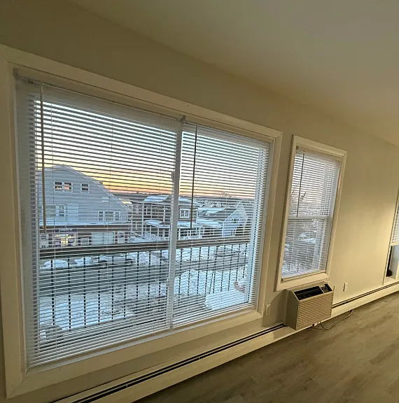 575 N Main St. #302 Fall River, MA 2 Bedroom, 1 Bathroom Heat Included! — Photo 12