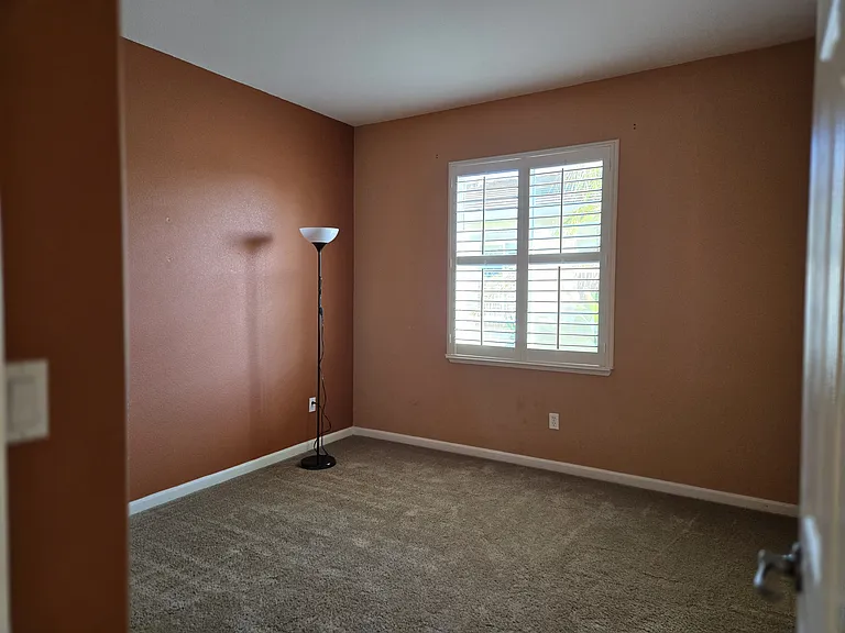 1037 Morning Glory Way — Photo 18
