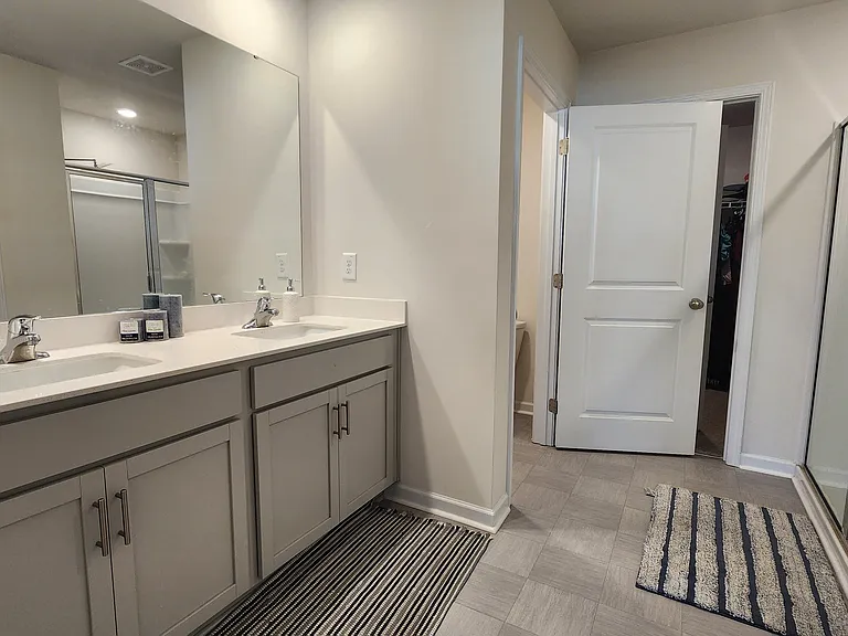 7451 Buckpasser Dr — Photo 11