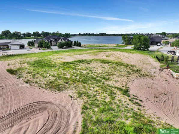627 Kingfisher Cir, Ashland, NE 68003