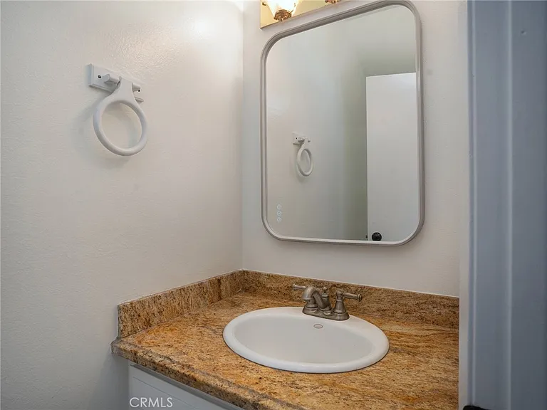 355 Pershing Dr #B — Photo 26