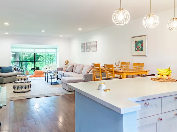 9282 Vista Del Lago #D, Boca Raton, FL 33428