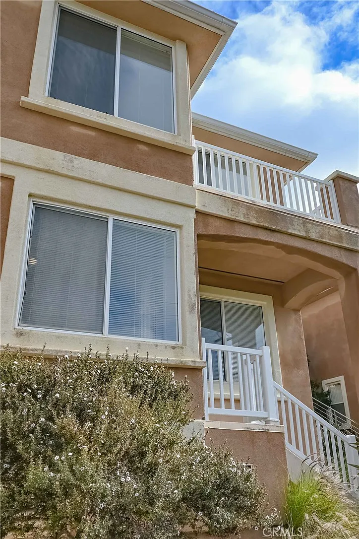 3 bed, 1490 sqft, $3,400 — Photo 2